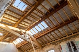 Isolation multi-r&eacute;flecteur de toiture avec gain thermique &agrave; Camphin-en-P&eacute;v&egrave;le