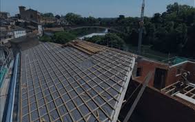 Isolation de toiture par isolant multi-r&eacute;flecteur sur habitation &agrave; Cappelle-en-P&eacute;v&egrave;le