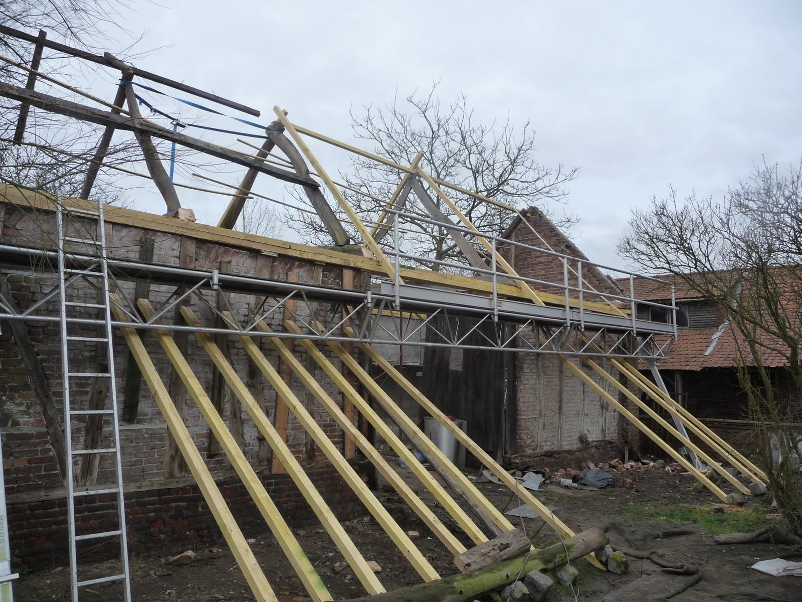 Travaux de charpente Beuvry-la-Forêt