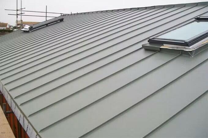 Pose et remplacement de fenêtres de toit Velux pour plus de lumière à Abscon