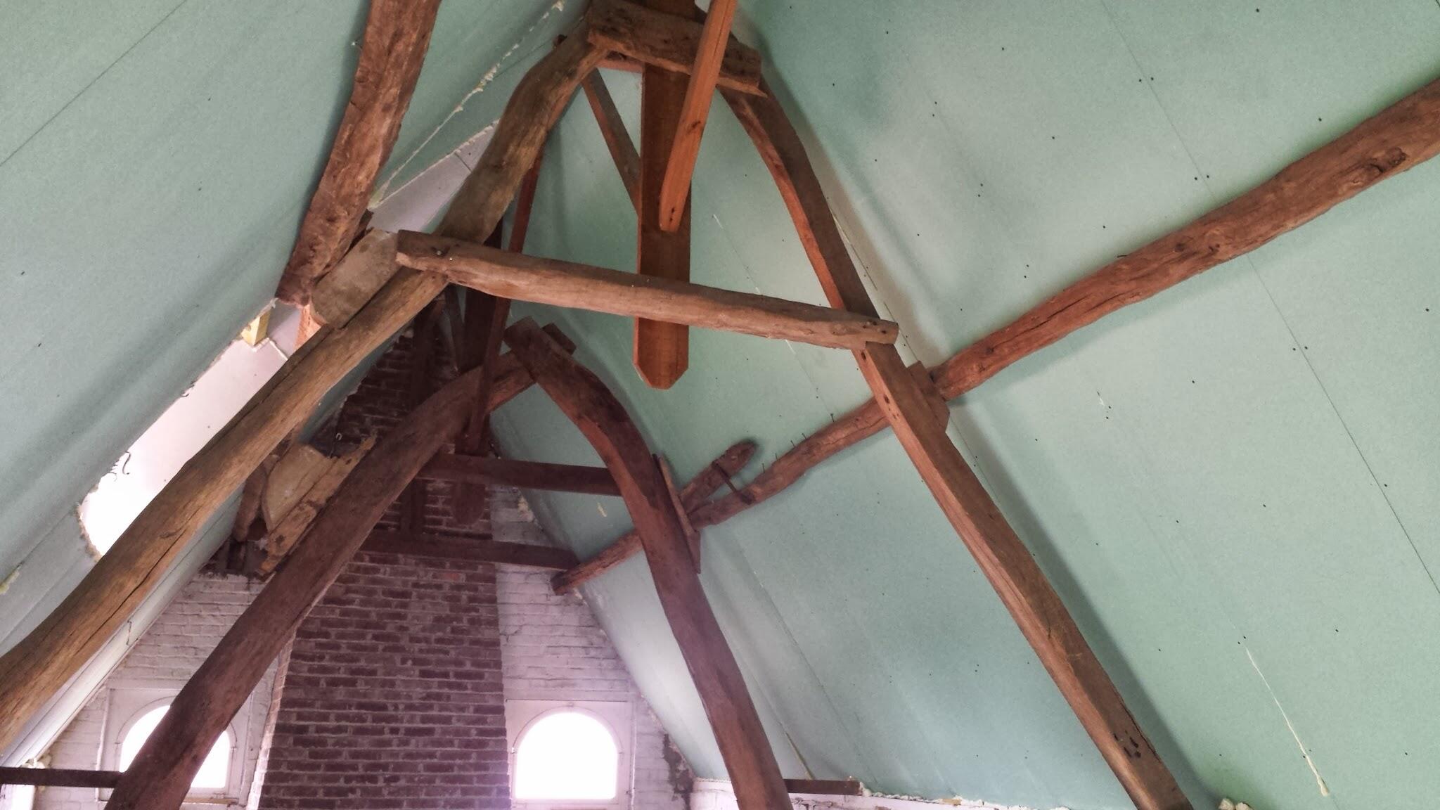 Travaux de charpente traditionnelle et rénovation de structure bois à Anzin