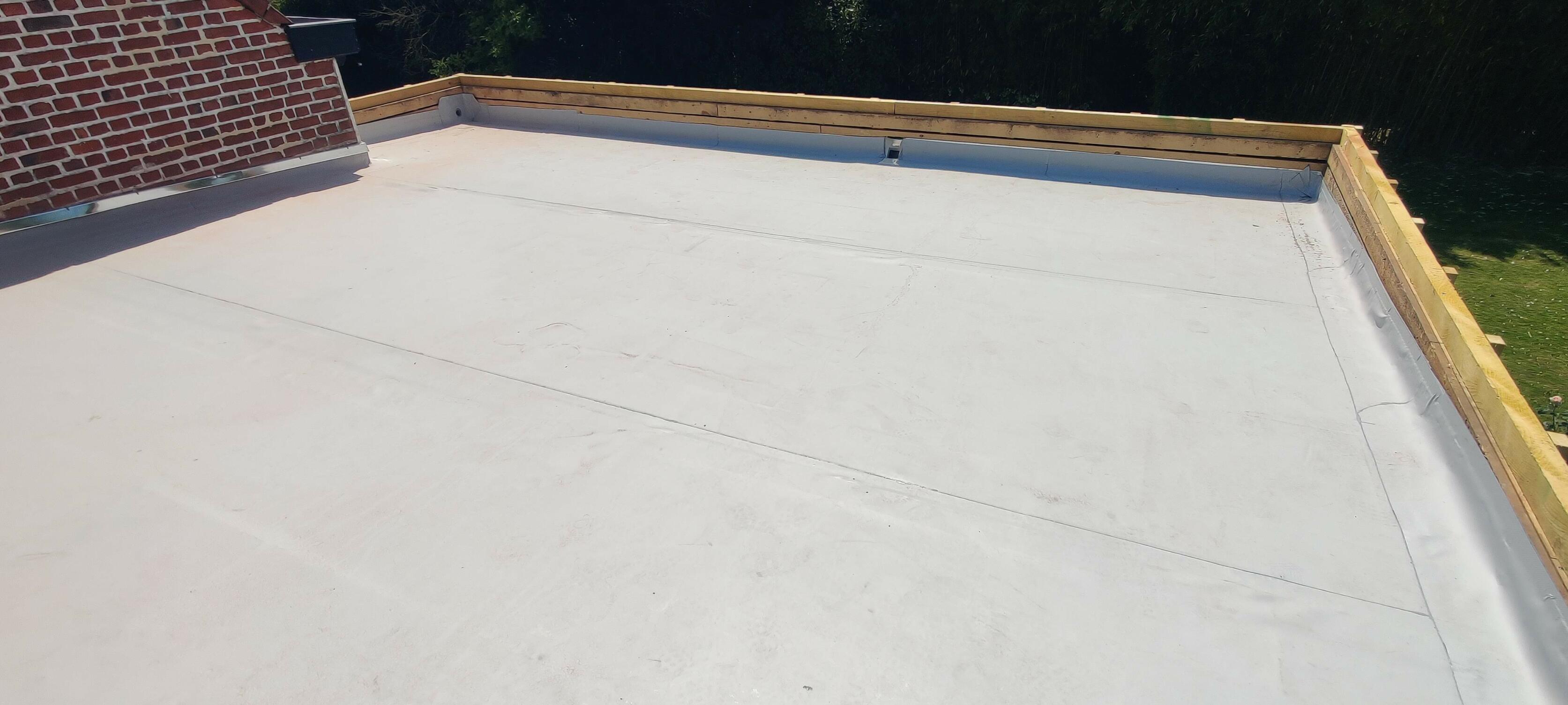 Intervention sur toiture plate avec reprise de l’étanchéité à Beuvrages