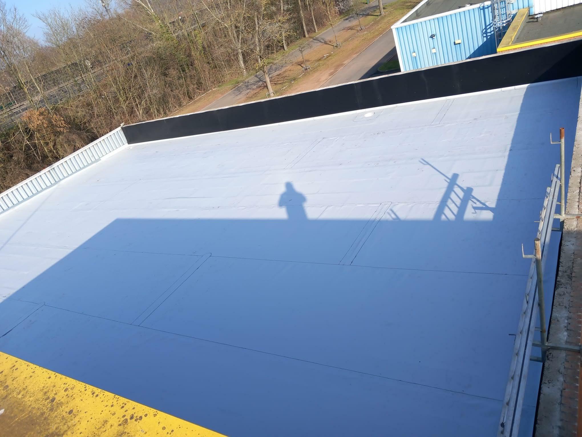 Intervention sur toiture plate avec reprise complète de l’étanchéité à Bruille-Saint-Amand