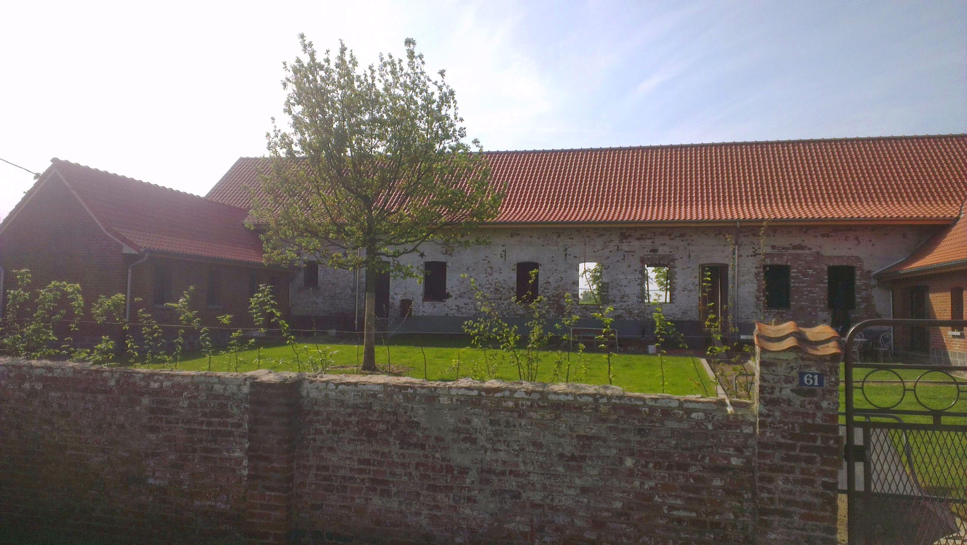 Rénovation de toiture en tuiles pour assurer la protection de l’habitation à Bruille-Saint-Amand