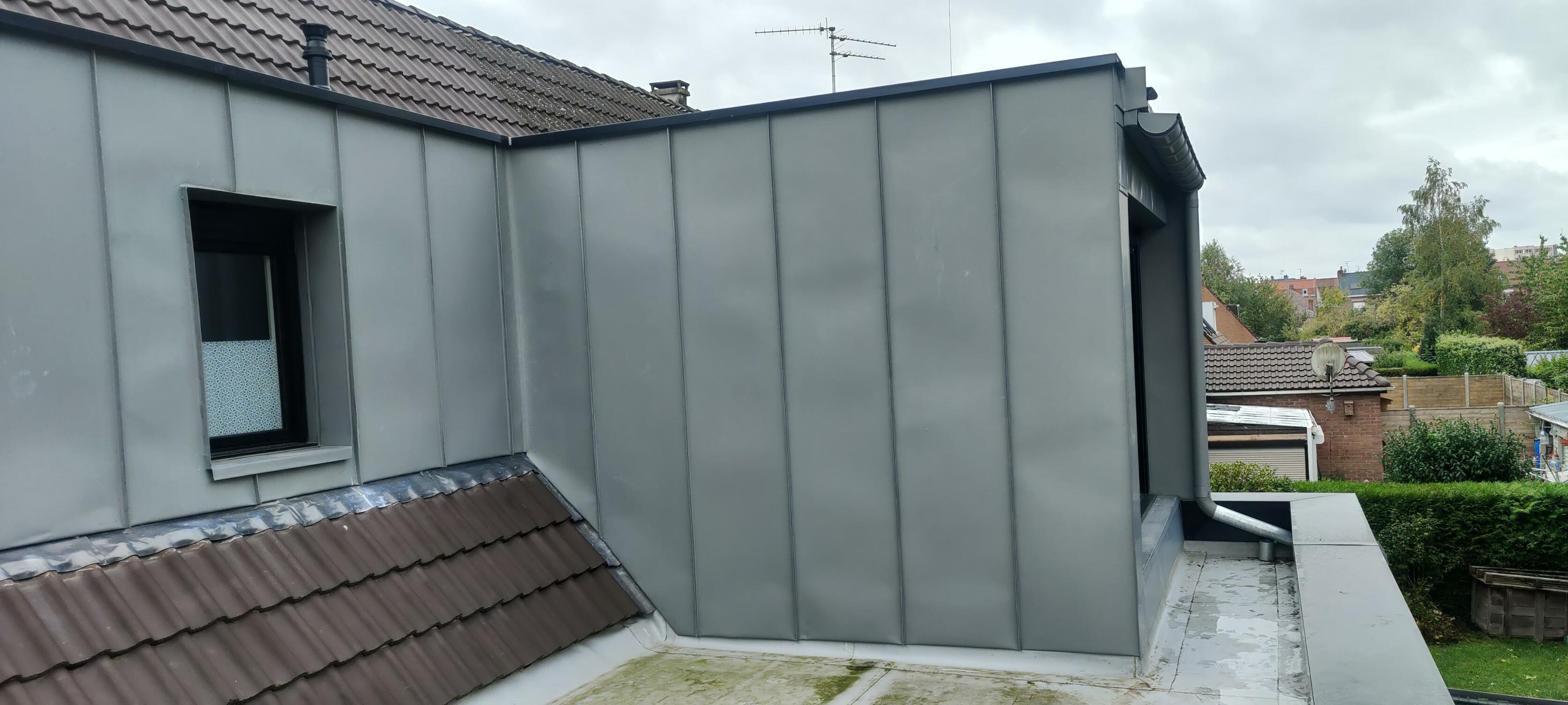 Pose de couverture en zinc pour une toiture durable et soignée à Ennevelin