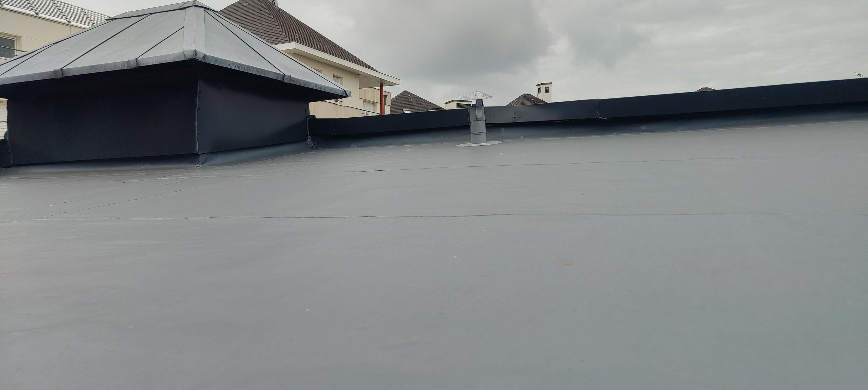 Travaux d’étanchéité sur toiture plate avec reprise des zones sensibles à Flines-lez-Râches