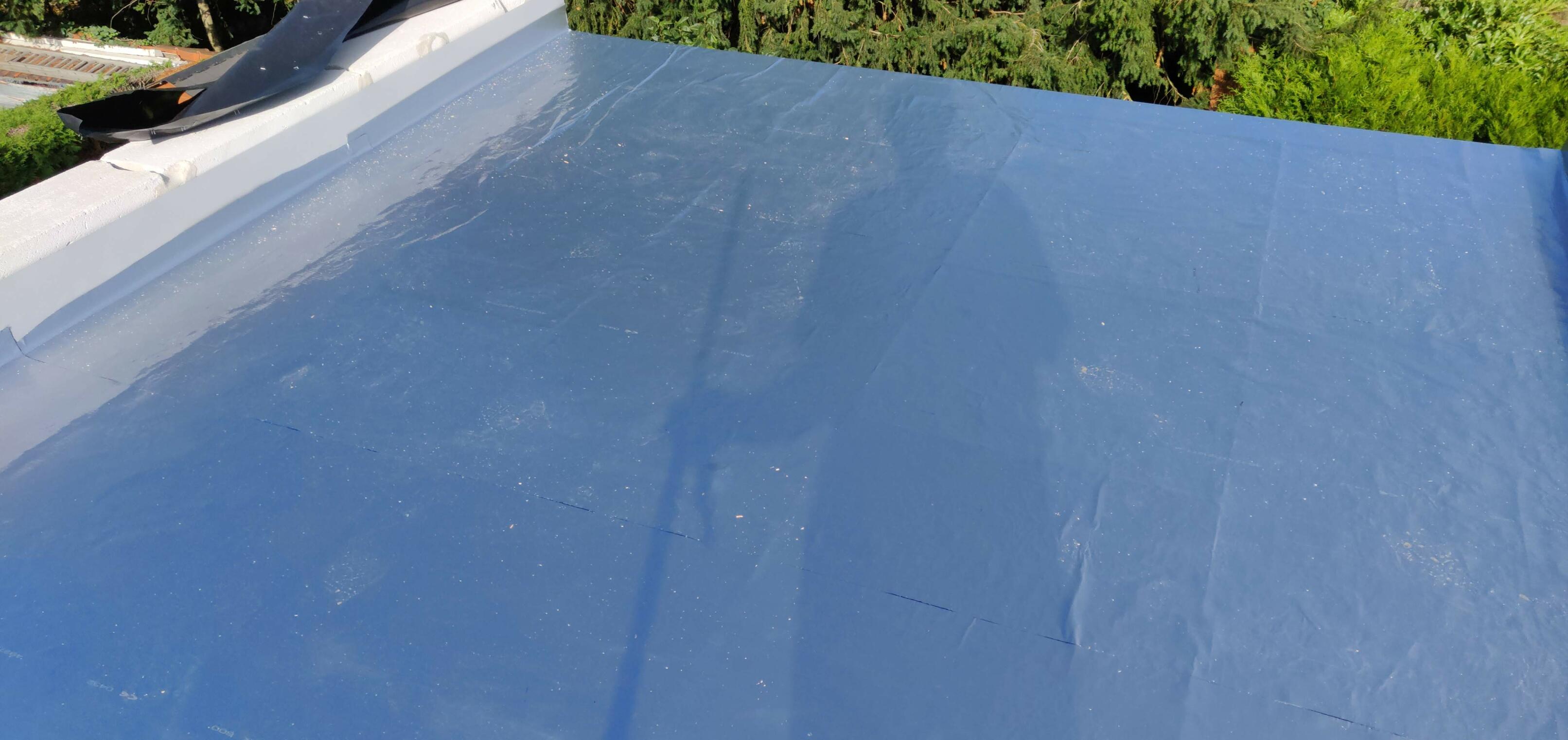 Travaux d’étanchéité sur toiture plate avec traitement des zones sensibles à Hem