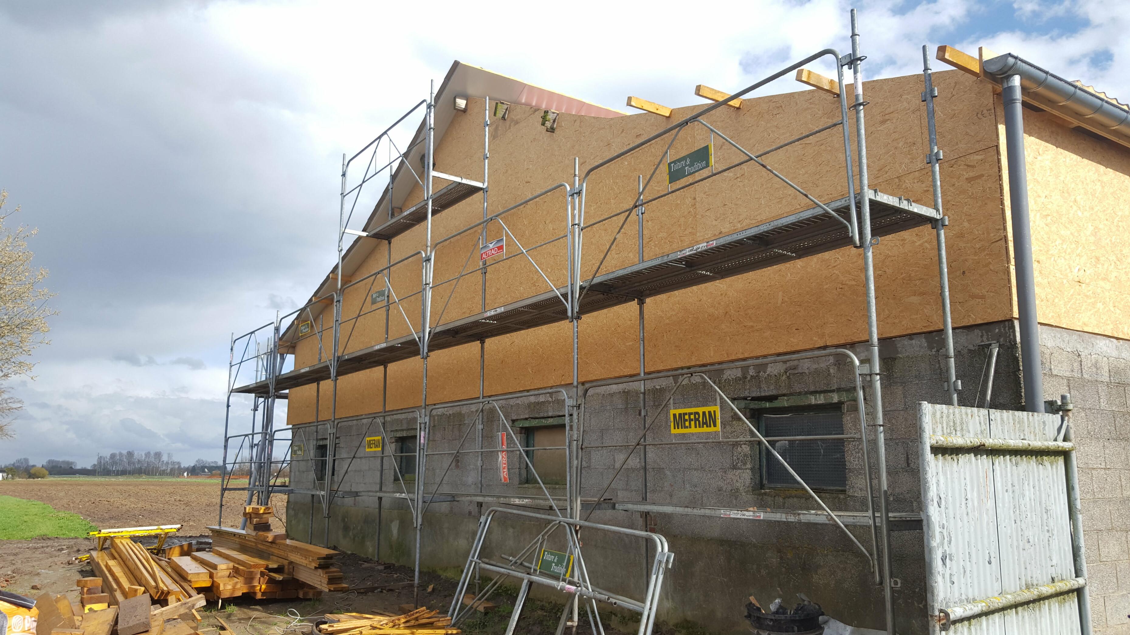 Intervention sur charpente bois pour rénovation et consolidation de la structure à Hérin