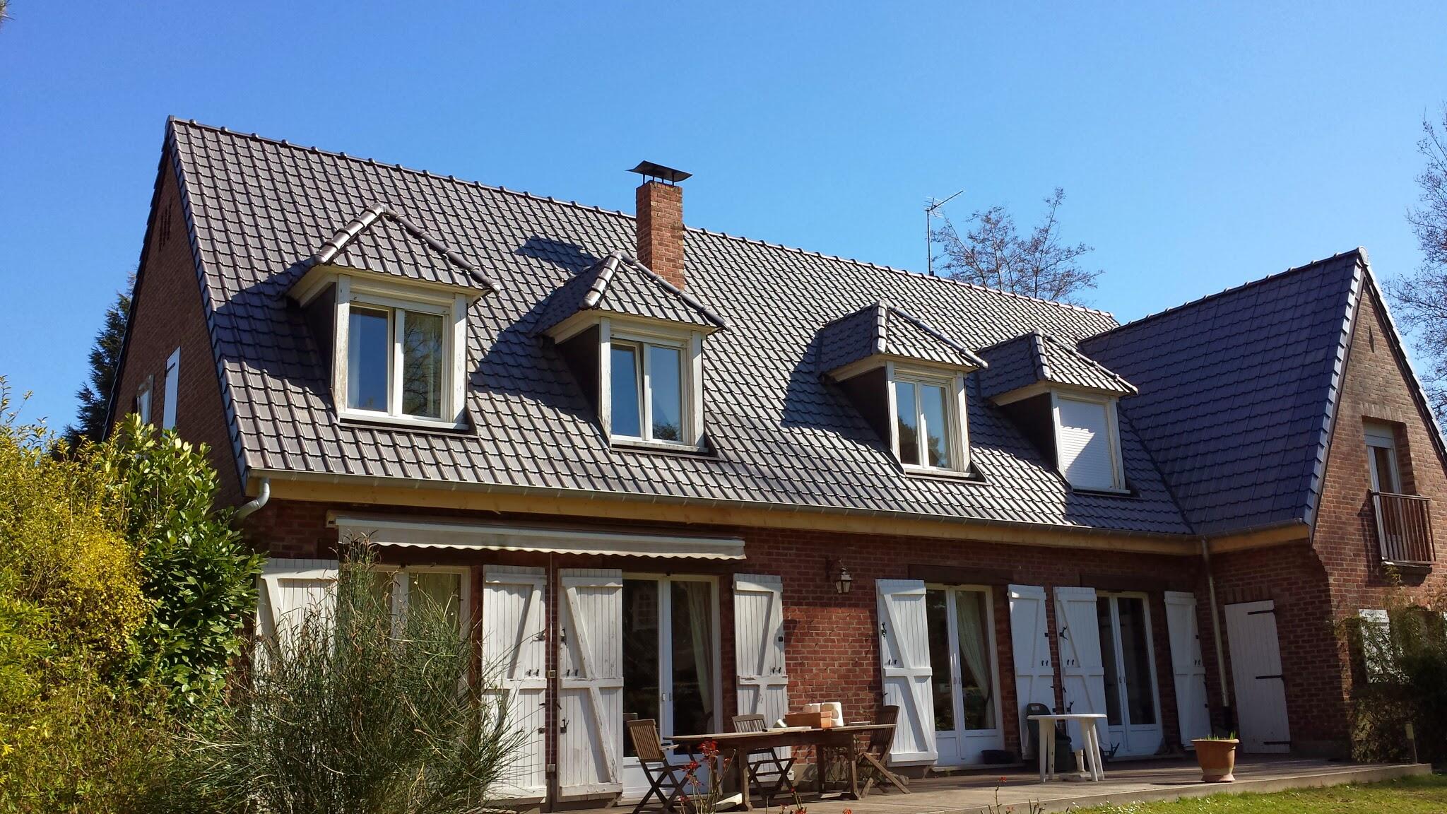 Rénovation de toiture en tuiles pour sécuriser et remettre en état la couverture à Marly