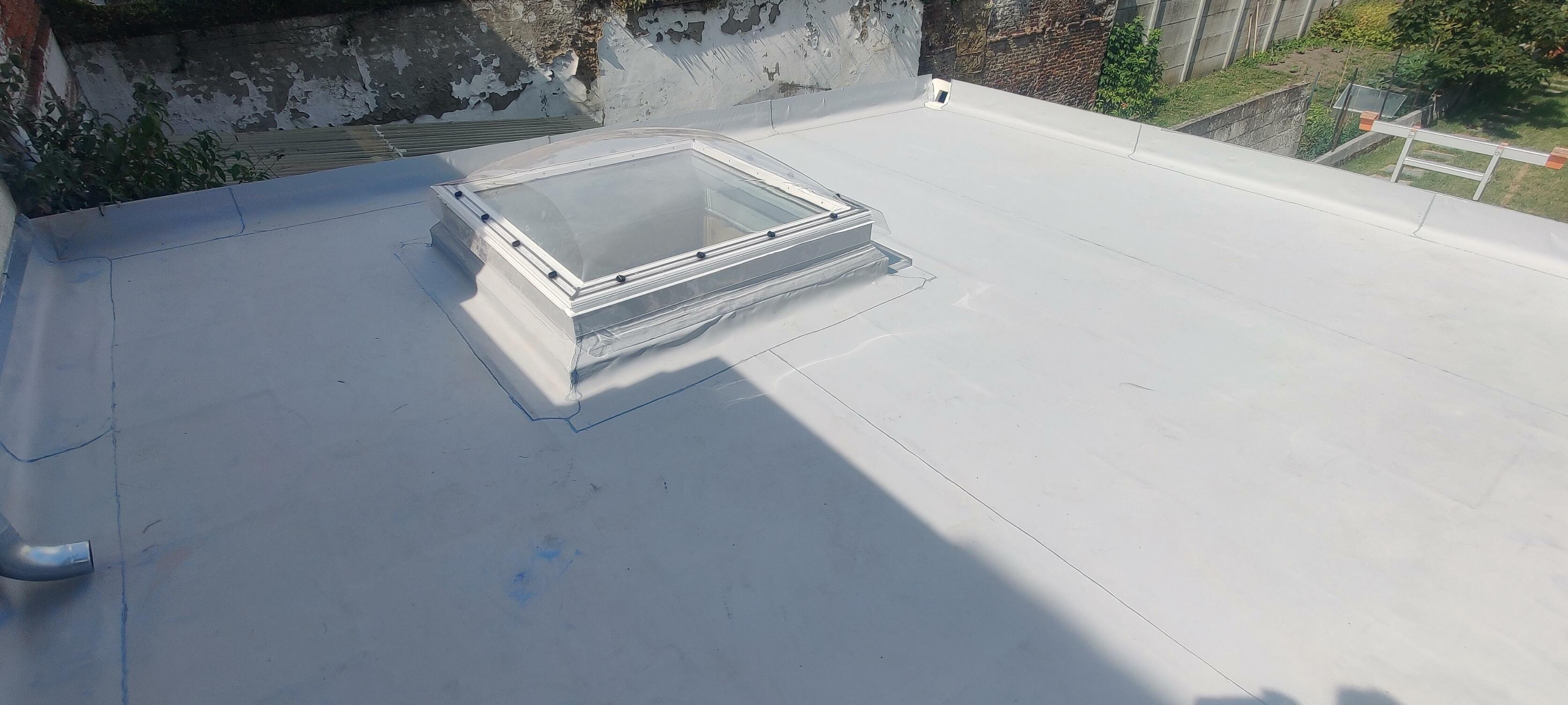 Intervention technique sur toiture plate afin de corriger les défauts d’étanchéité à Thumeries