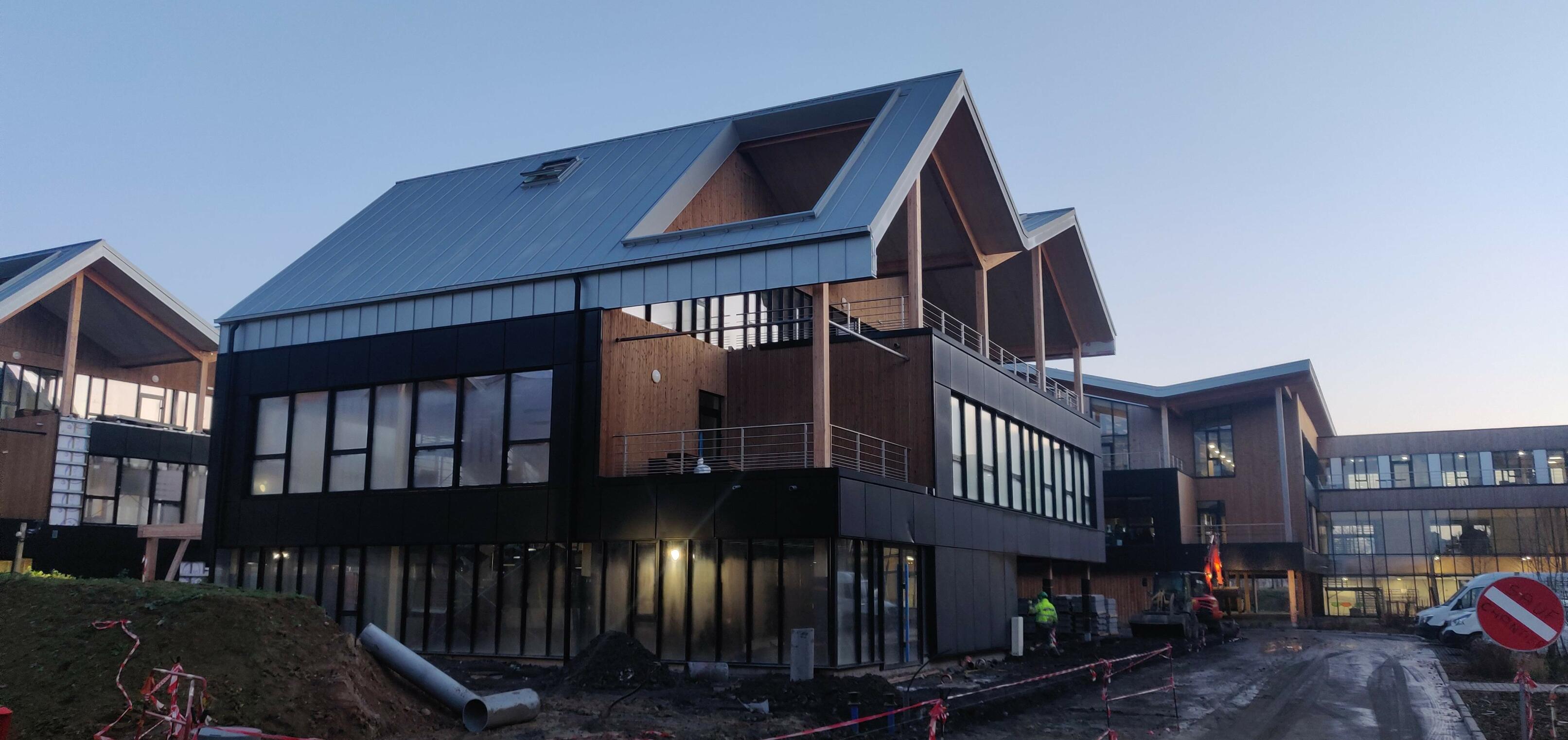 realisation d une toiture en zinc sur villeneuve d ascq