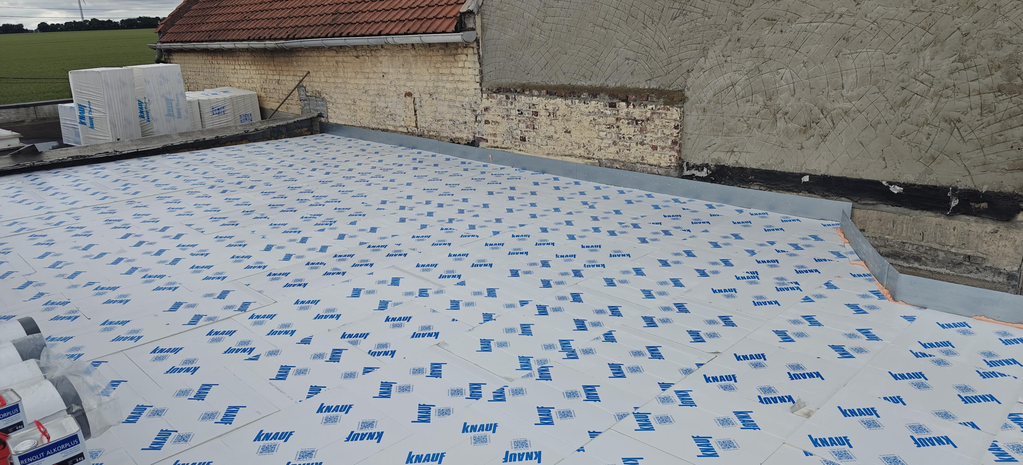 Isolation de toiture plate réalisée lors d’une rénovation à Marcq-en-Barœul