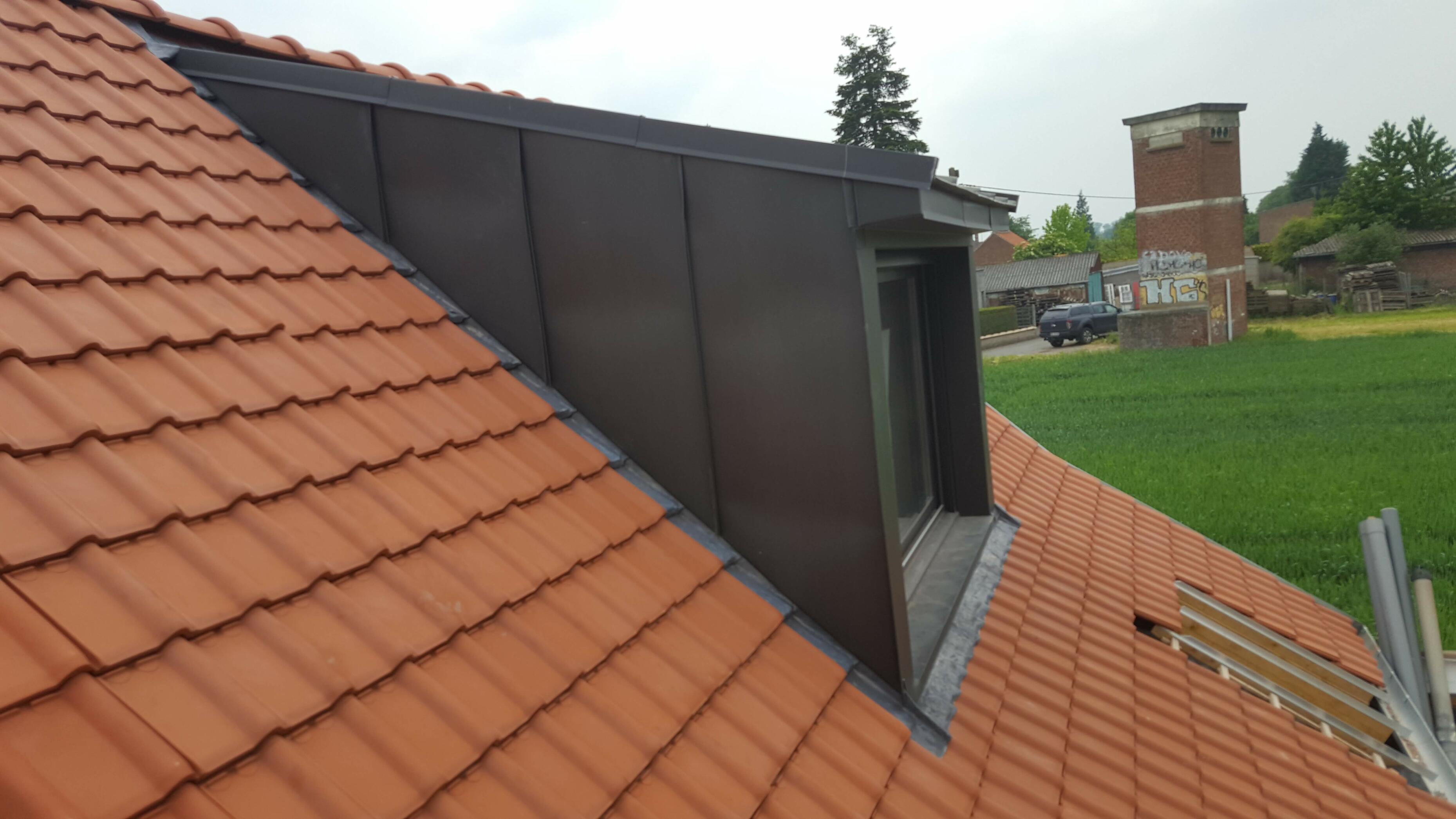 Travaux de création de lucarne de toiture pour combles aménagés à Hasnon