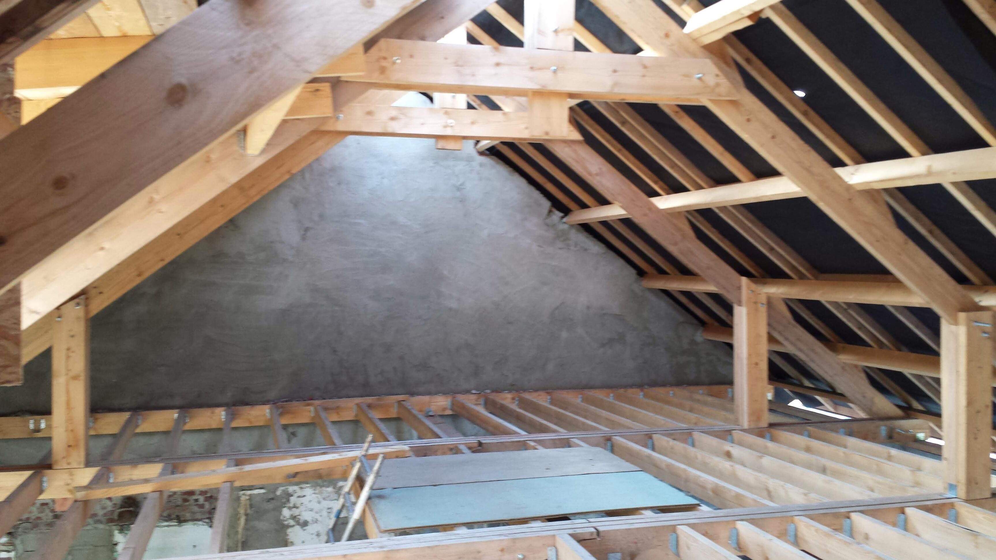 Modification de charpente traditionnelle sur habitation à Hem