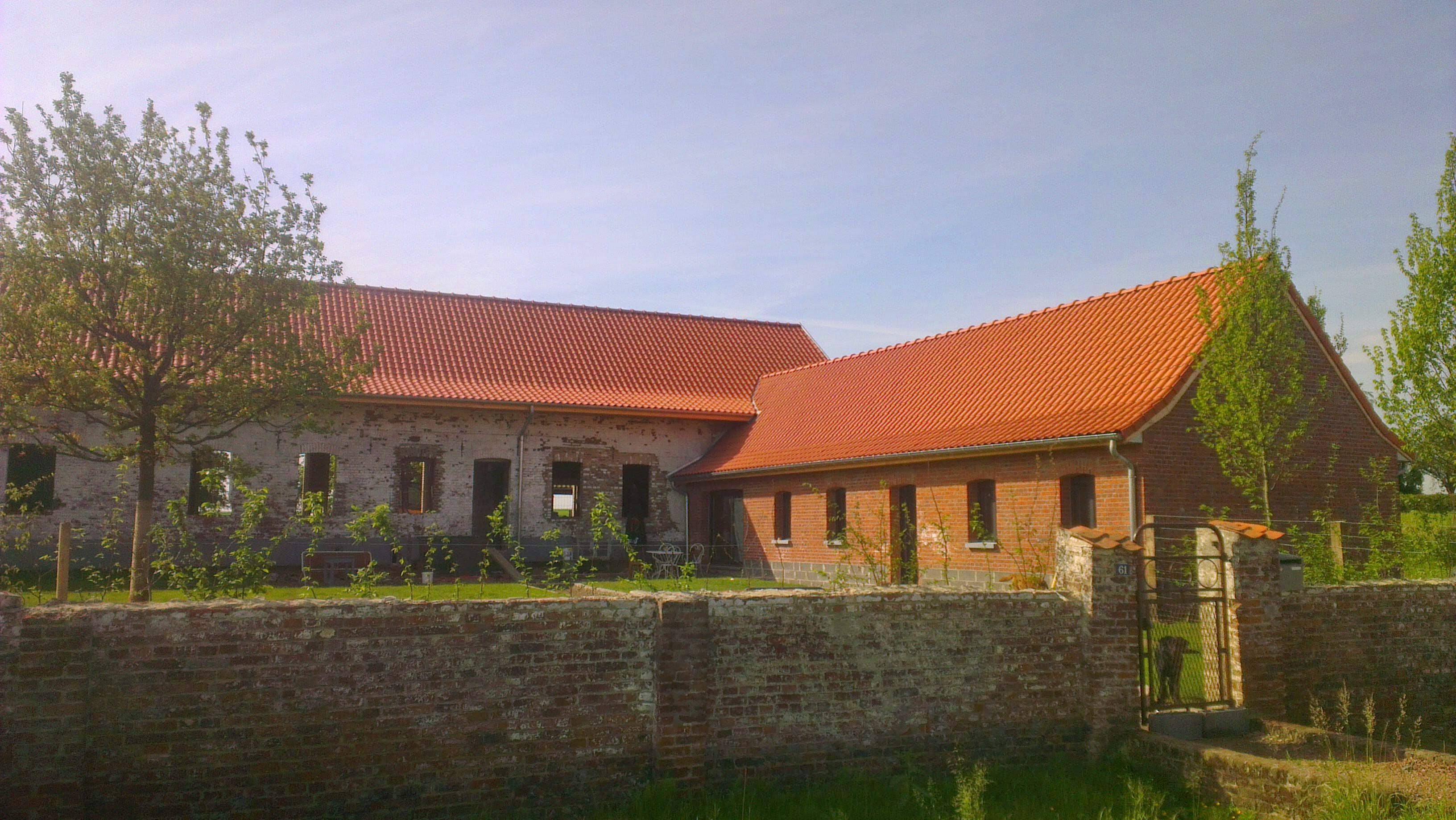 Pose de chéneau en zinc sur couverture traditionnelle