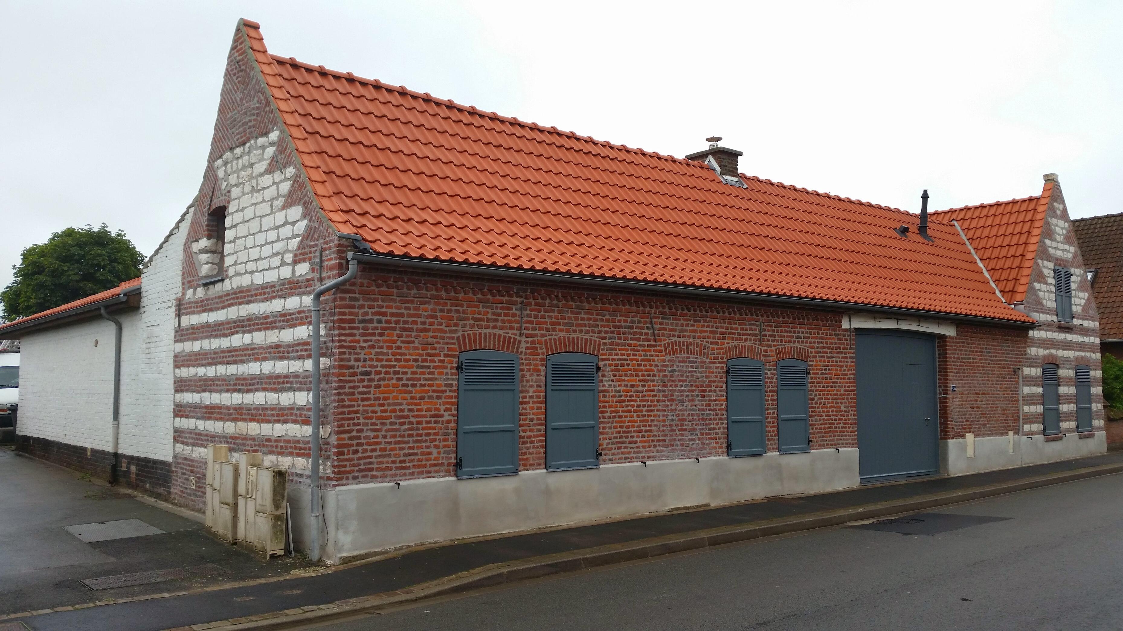 Travaux de rives et sorties de toiture pour protection durable à Bersée