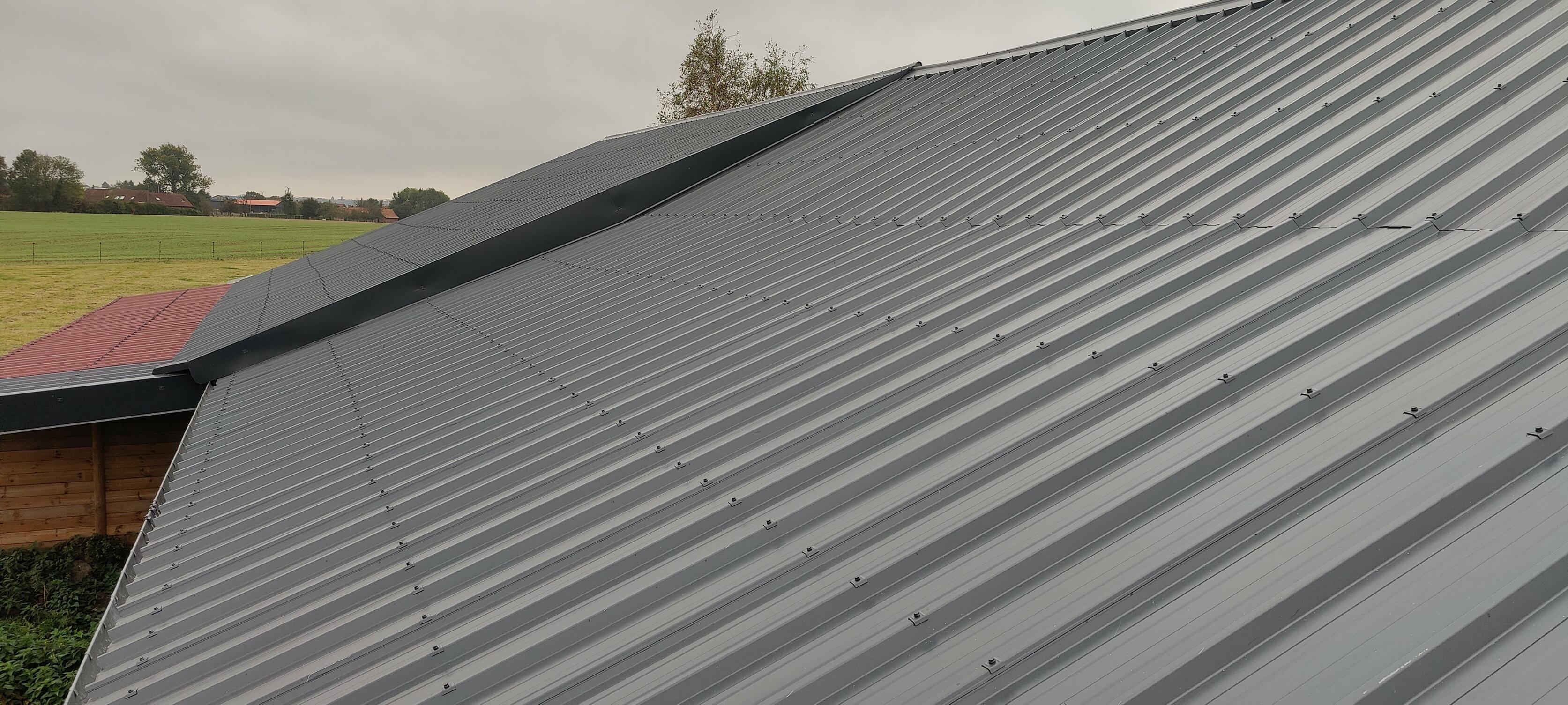 Rénovation de toiture bac acier sur bâtiment industriel à Marchiennes