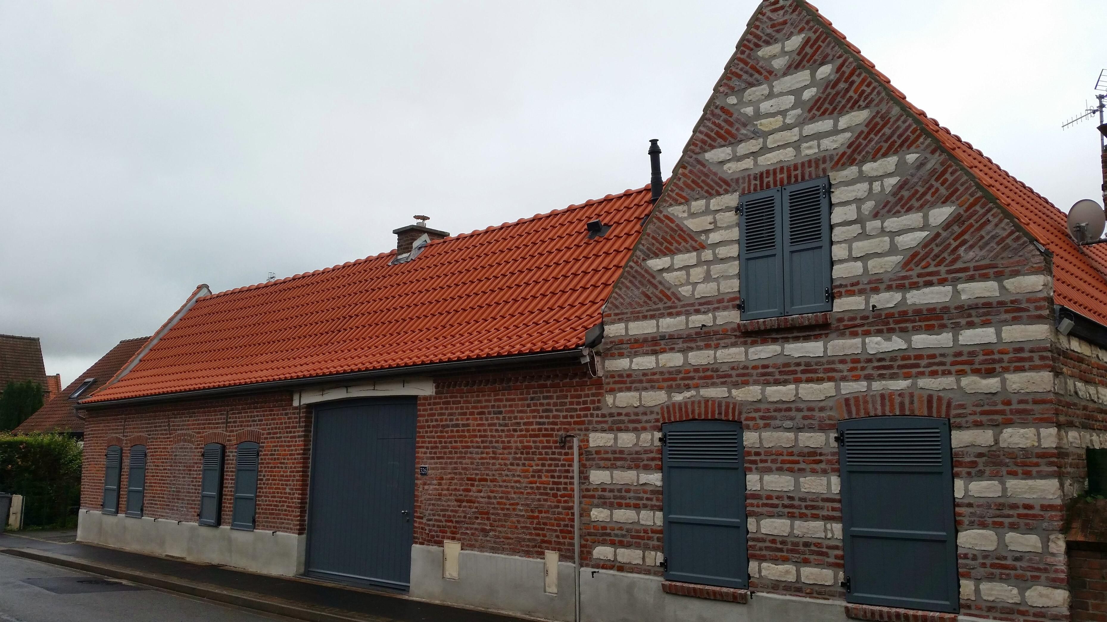 Rénovation complète de toiture de ferme du Pévèle à Genech