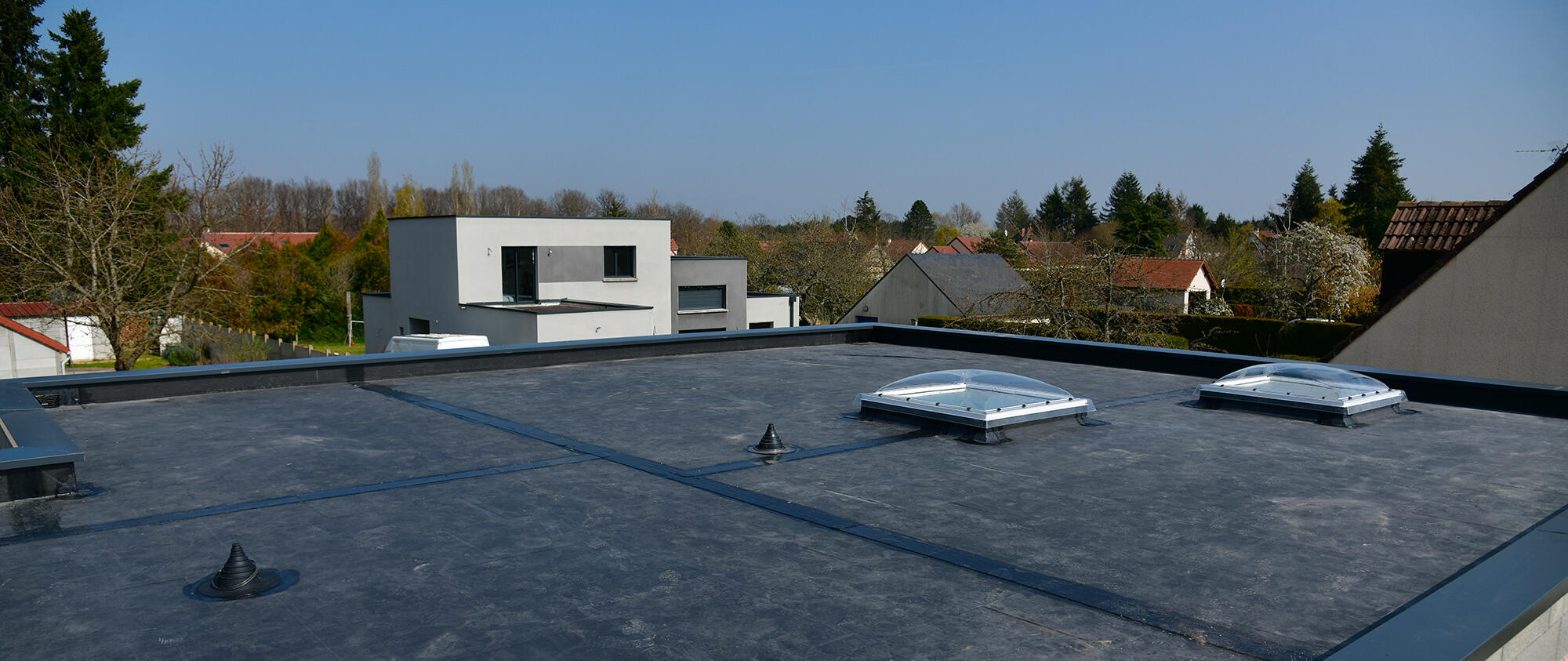 Rénovation de toiture plate avec membrane EPDM à Marchiennes