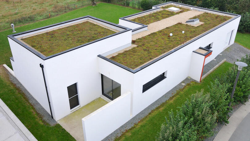 Installation de toiture végétalisée avec étanchéité adaptée à Sainghin-en-Mélantois