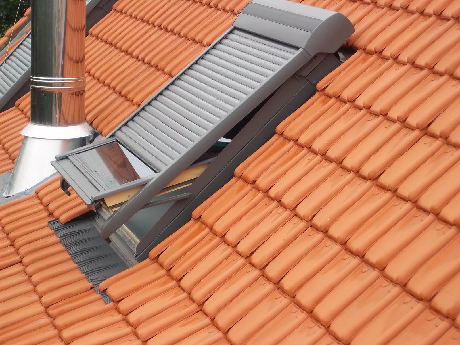 Volets et stores Velux installés pour améliorer le confort des combles à Bachy