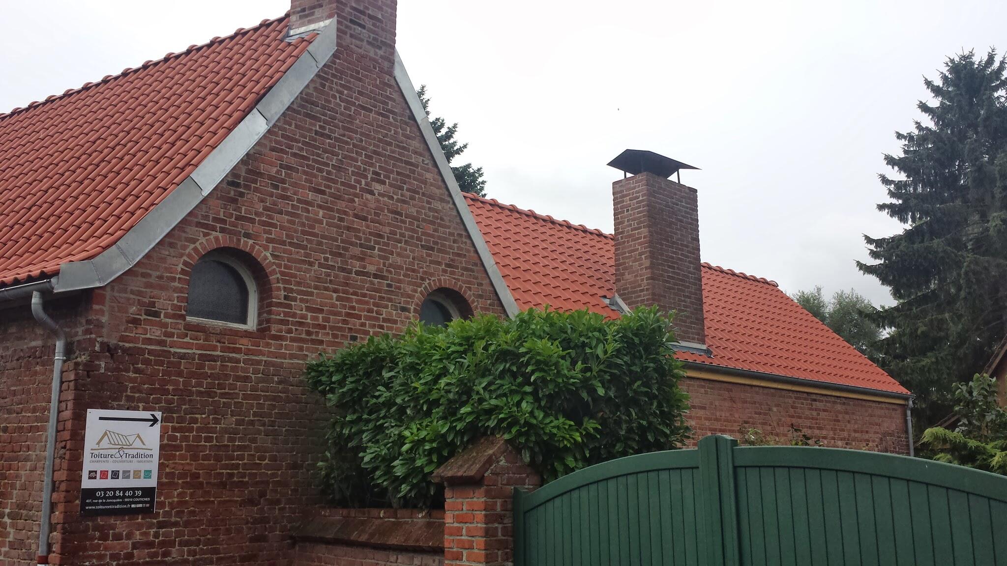 Intervention en zinguerie pour remplacement de solins de toiture à Wallers